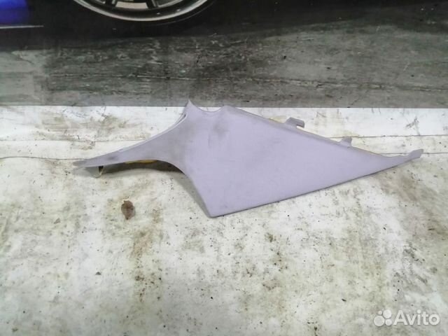 Накладка стойки задняя Mercedes W211