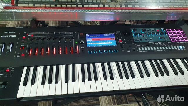 Синтезатор roland fantom 6
