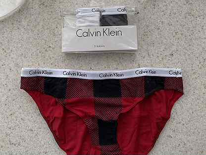 Грудастая малышка в трусиках calvin klein