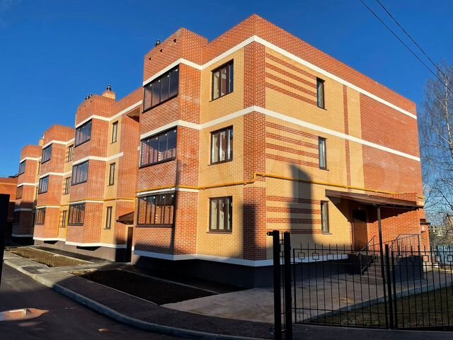 2-к. квартира, 67,9 м², 2/3 эт.