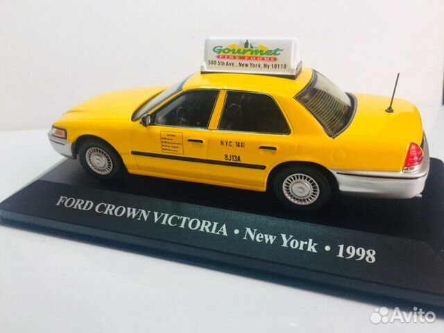 Ford Crown Victoria New York Taxi 1:43