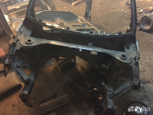 Передняя часть лонжерон правый/левый Kia Rio 4