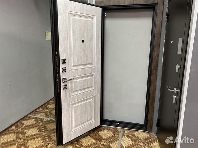 Дверь входная