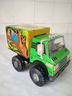 Детские игрушки и игры СССР