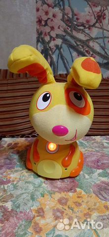 Интерактивная игрушка фирмы Ouaps собака Макс