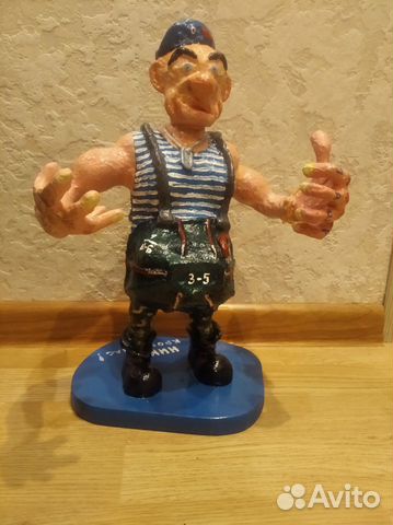 Статуэтка - бутылка десантник вдв