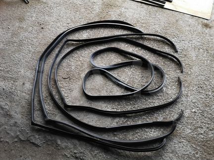 Уплотнитель двери стекла для Hyundai Elantra 06-11