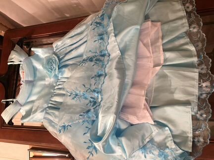 Нарядное платье для девочки