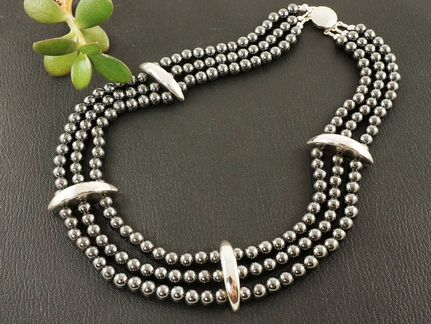 Колье Черная королева (гематит имитация)