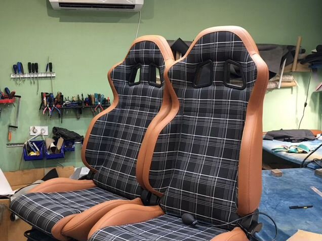 Перетяжка санкт петербург. Kia sorento xm 2011 обшивка сидений. Подушка сидения киа соренто. Водительское сиденье kia sorento 2. Умный диван курск перетяжка.