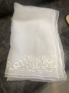 Шифоновый платок белый с узорами