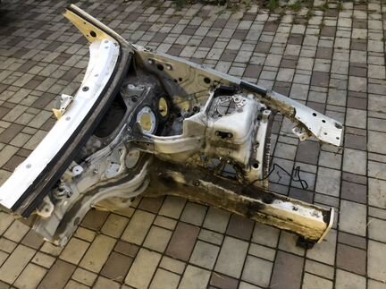 Четверть передняя левая BMW 1 series E81 E87 E82