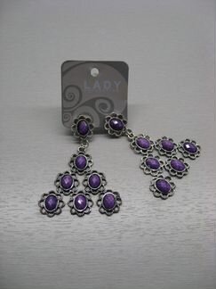 Серьги с фиолетовыми вставками (бижутерия), новые