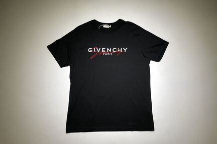 Футболка Givenchy