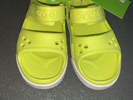 Сандалии crocs для мальчика