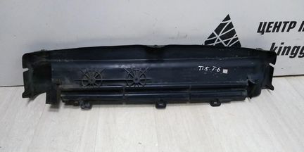 Пыльник переднего бампера Volkswagen Transporter