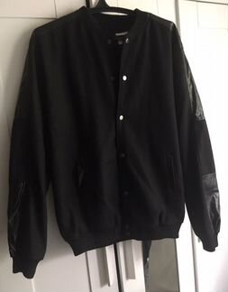 Куртка чёрная (пальто+кожзам) новая на 52 размер