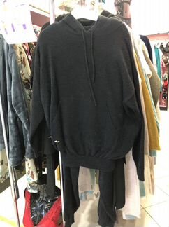Вязаный костюм женский