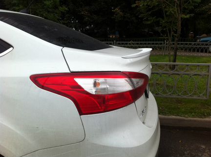 Спойлер Ford Focus 3