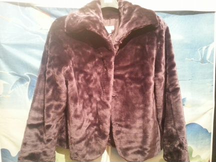 Полушубок (из экомеха) темно- сиреневого цвета