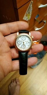 Часы золотые