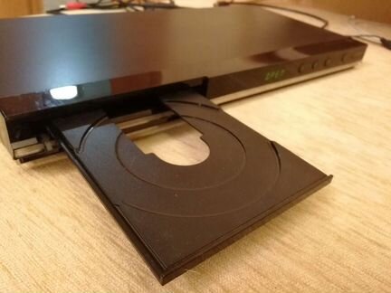Dvd плеер Samsung DVD-C460