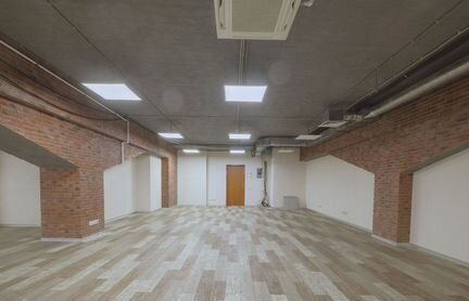 Офис с открытой планировкой в Ривердейл, 233.4 м²