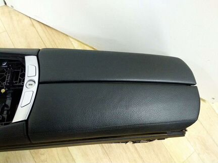 Подлокотник BMW F01 F02 центральная консоль
