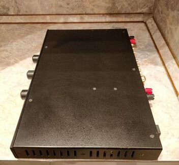 Bryston B-60. High-End интегральный усилитель