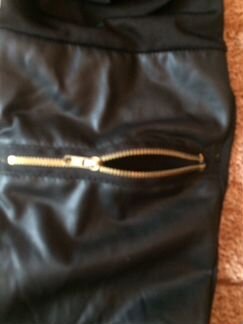 Леггинсы с молнией и кожей