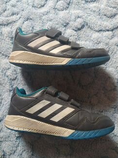 Кроссовки Adidas