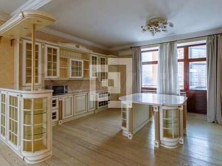 4-к квартира, 230 м², 6/16 эт.
