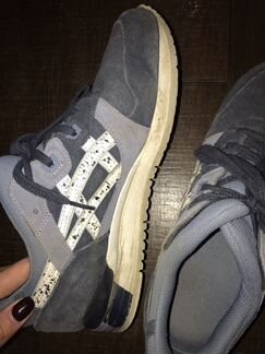 Кроссовки asics