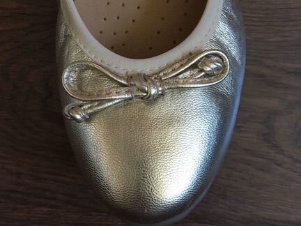 Золотые кожаные балетки Lasocki