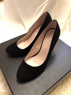 Новые замшевые туфли