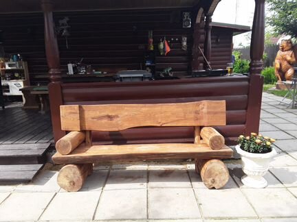 Скамейка из бревна