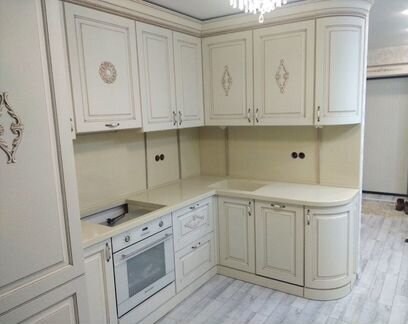 Столешница с фартухом из искуственного камня