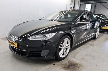 Tesla Model S AT, 2015, 99 489 км