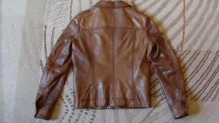 Кожаная куртка Massimo Dutti