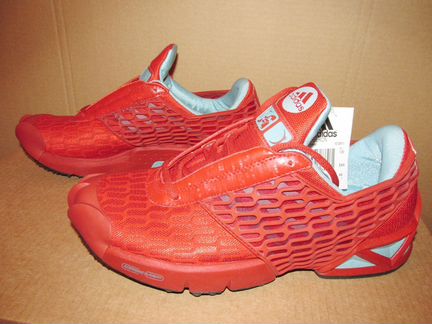 Кроссовки adidas для туризма, бега, ходьбы и т. д