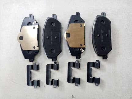 Передние Тормозные Колодки KIA Seed 17г- Оригинал
