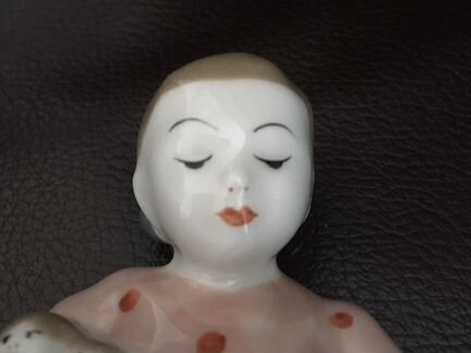 Статуэтка девочка с кошкой лфз