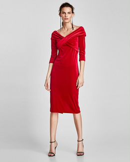 Платье красное бархатное Zara xs в идеальном состо