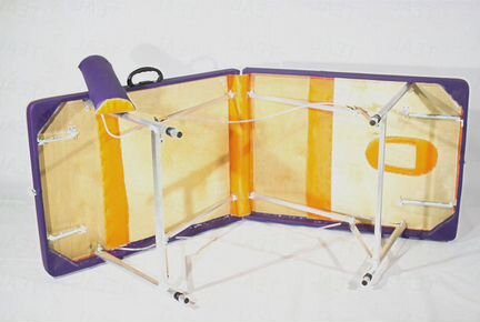 Массажная кушетка