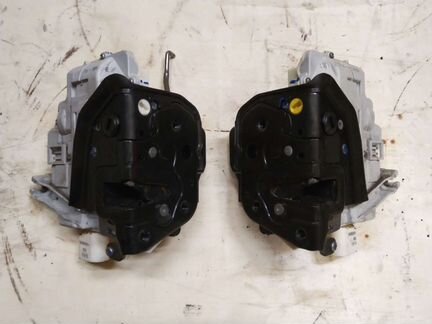 Замок задн. боковой двери А4 Б7 (A4 B7 8E) Оригина