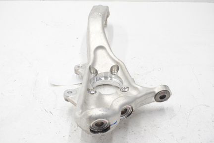 Кулак поворотный передний левый BMW X5 X6