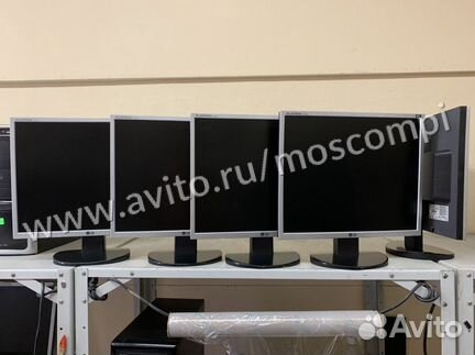 30 Мониторов LG 19 дюймов 5*4
