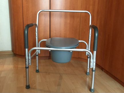 Кресло-туалет