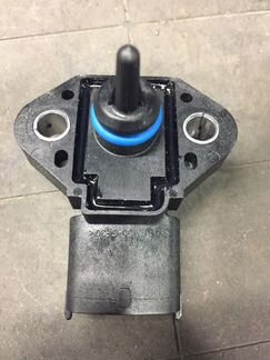 Датчик давления топлива Mercedes ML63AMG W164