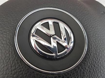 Подушка безопасности водителя Volkswagen Passat B7